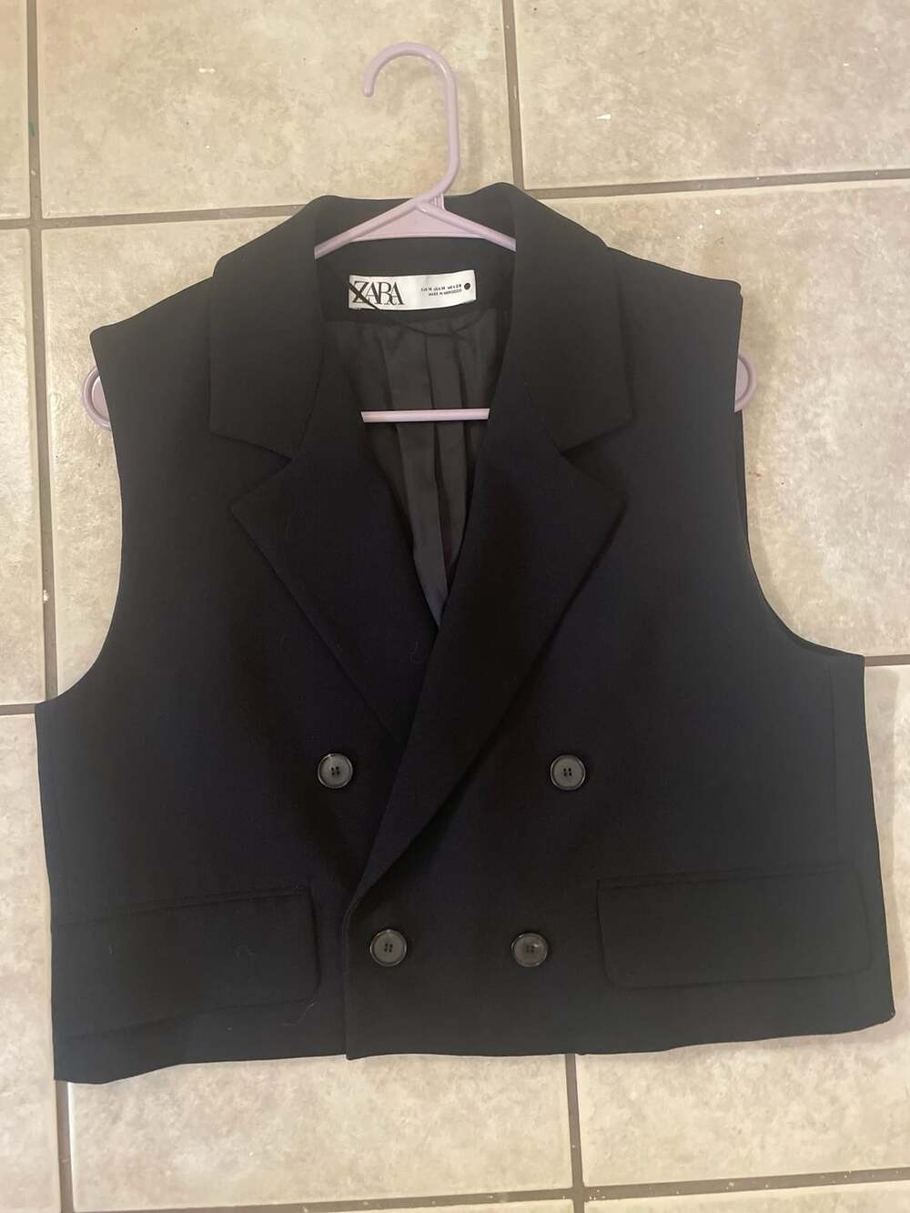 Zara 2000s cropped black mini vest